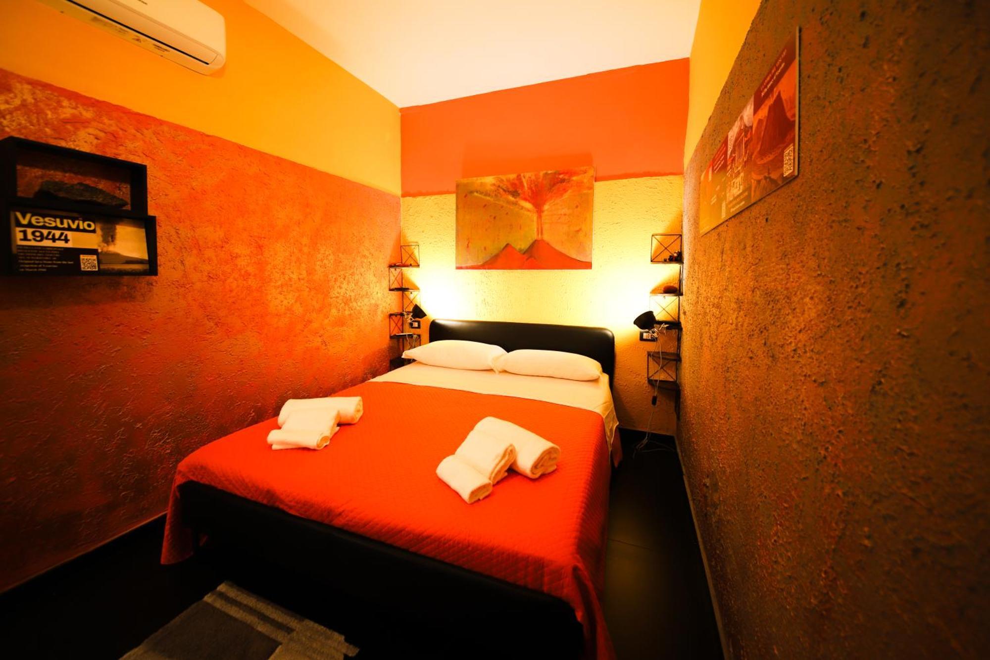 Casa Interattiva Naples'Secrets Bed & Breakfast ภายนอก รูปภาพ